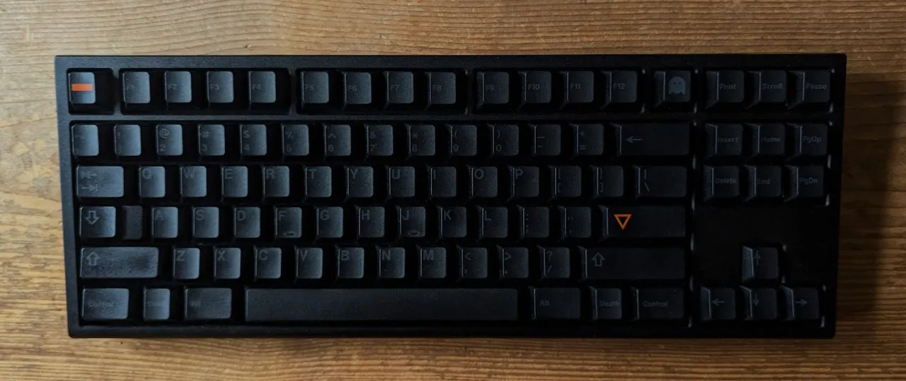 Freebird TKL, GMK Stealth, blackout kit